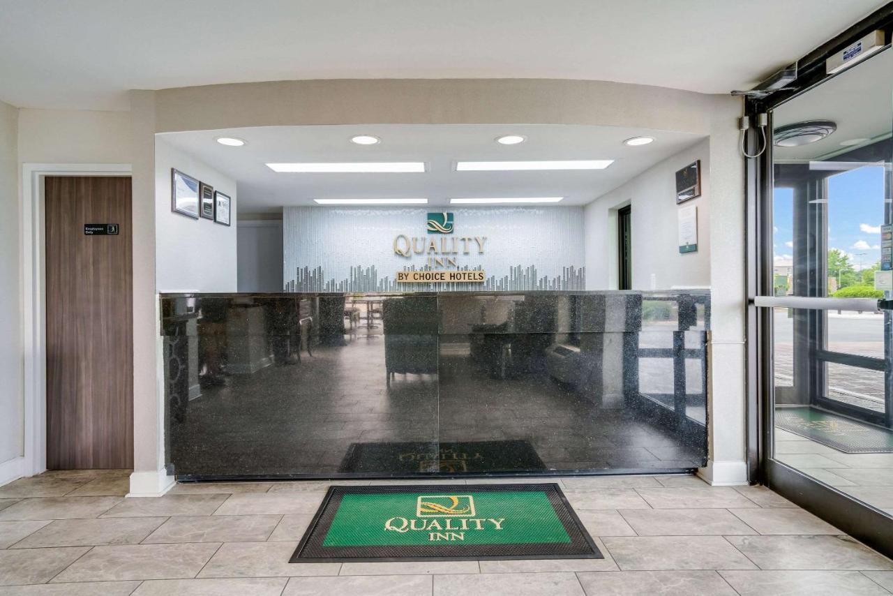Quality Inn Greenville Near University Bagian luar foto